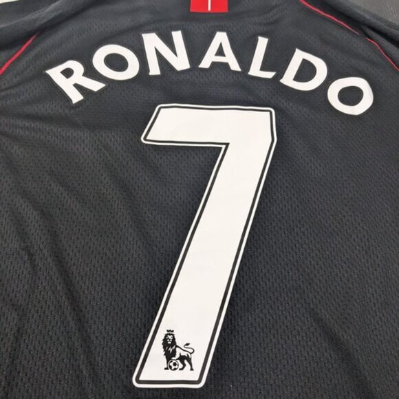 Ronaldo #7 2008/09 Manchester United Nike Black Away Retro Longsleeve Jersey - Picture 6 of 9